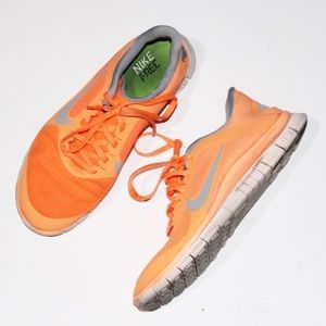 Nike 8 free trainers orange